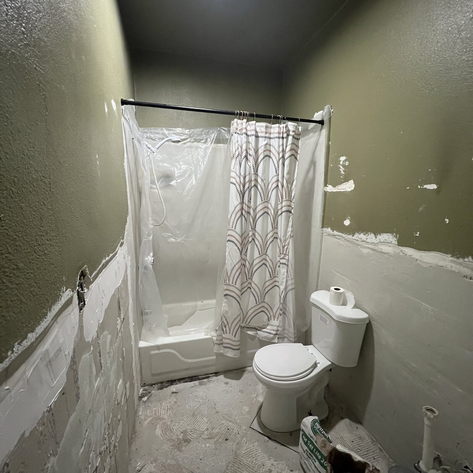 Unit A bathroom before renovation