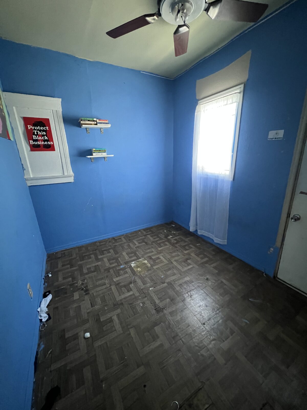Unit A bedroom before renovation